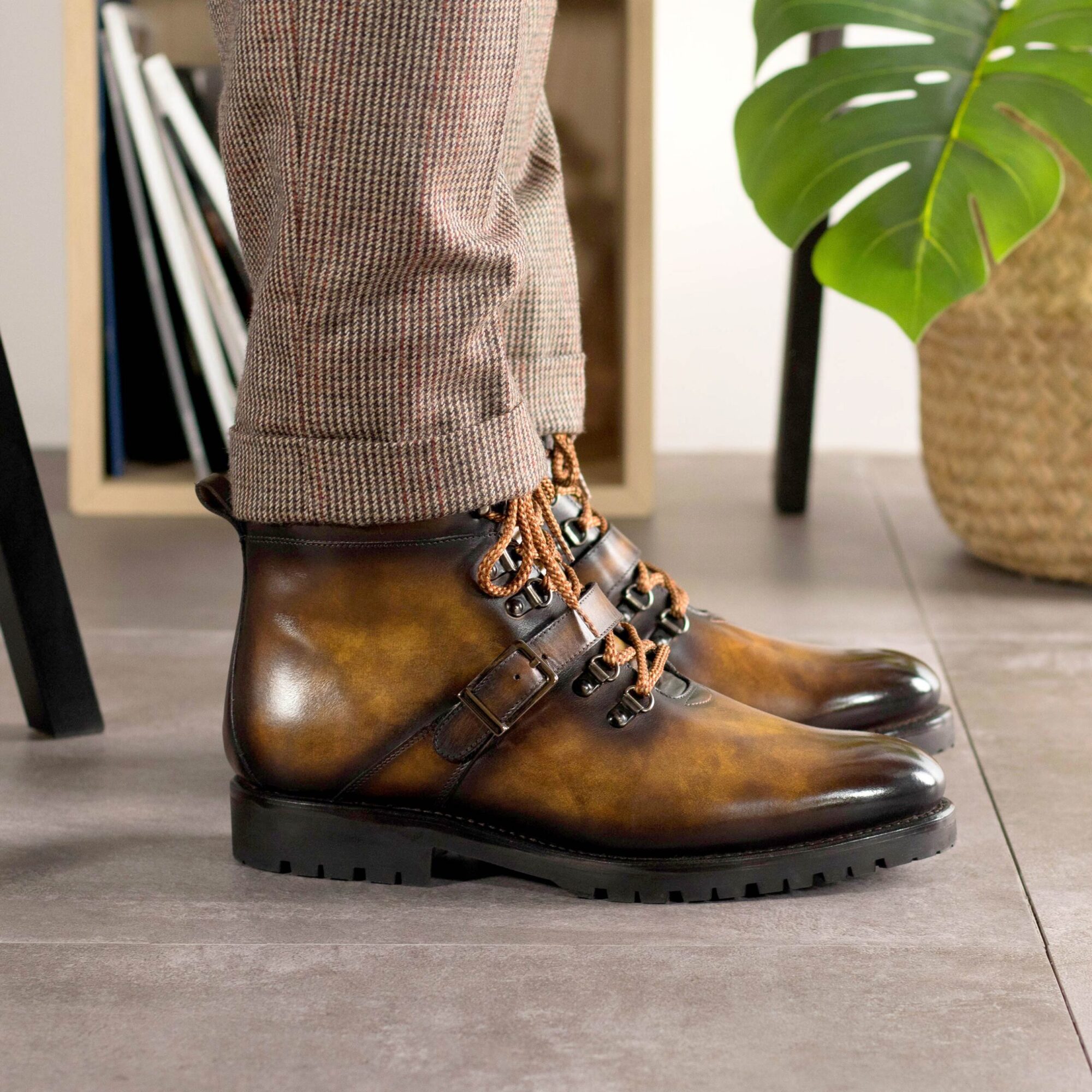 Hiking Boot - Image 4