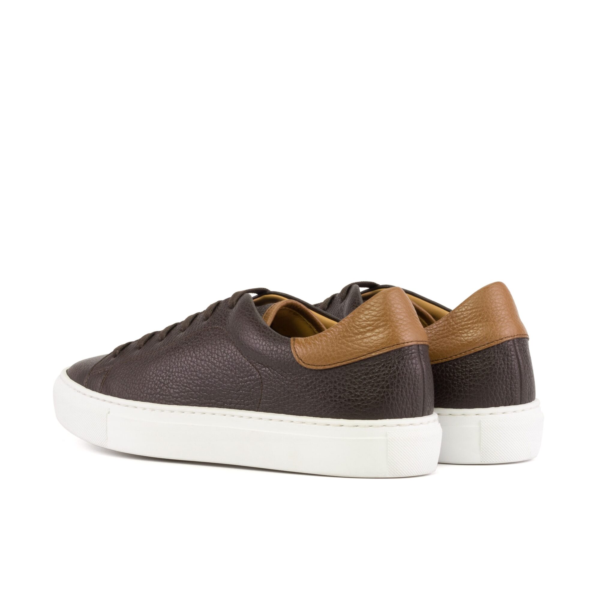 Trainer - Image 2