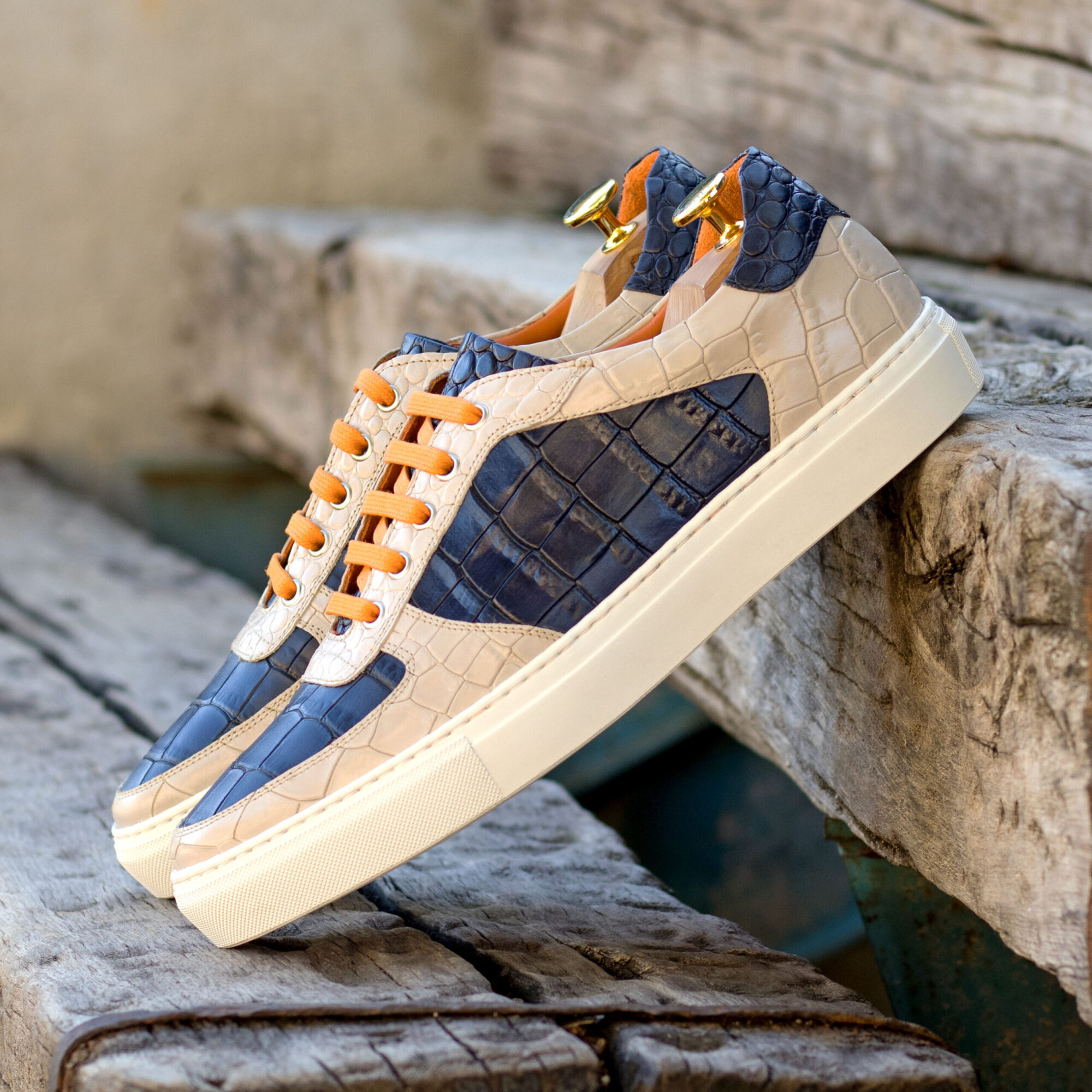 Low Top Trainer - Image 5