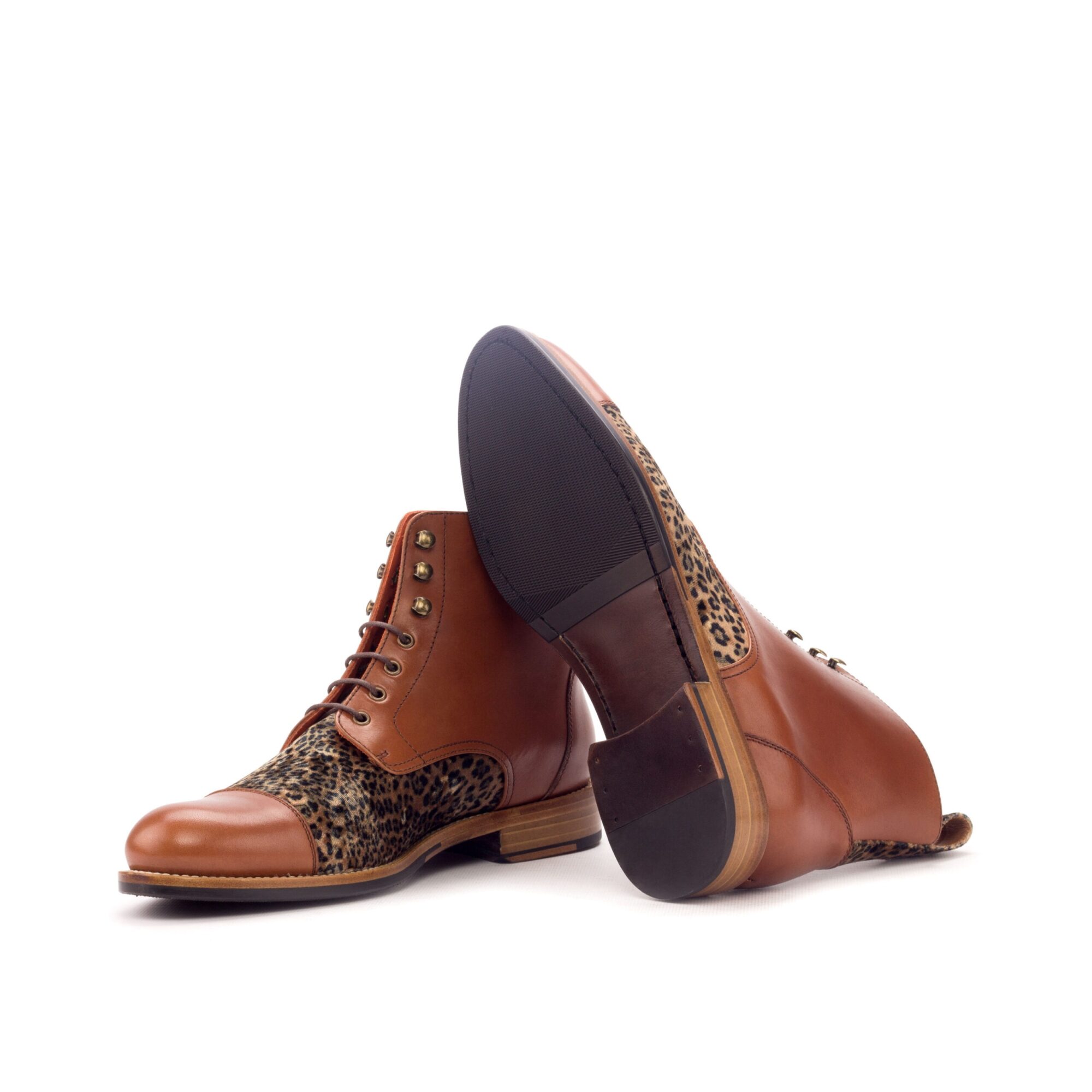 Women's Lace Up Captoe Boot - Image 3