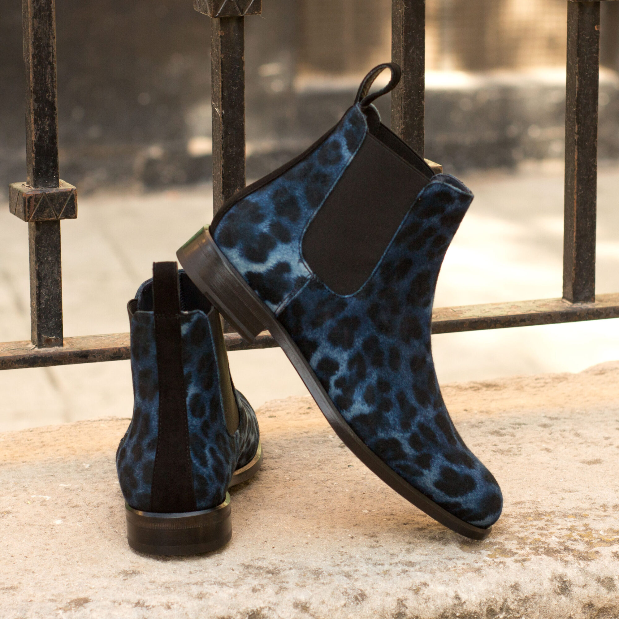 Women's Chelsea Boot - Image 4